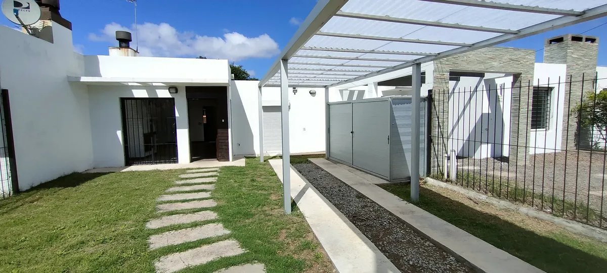 Alquiler Casa 3 Dormitorios Solymar Sur