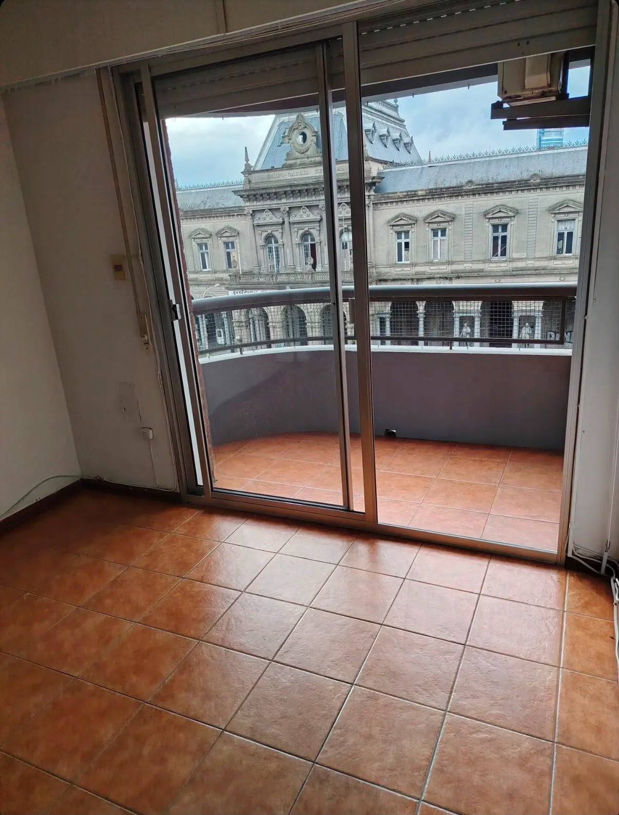 Alquiler Apartamento 2 dormitorios con balcón Centro. · Foto 7