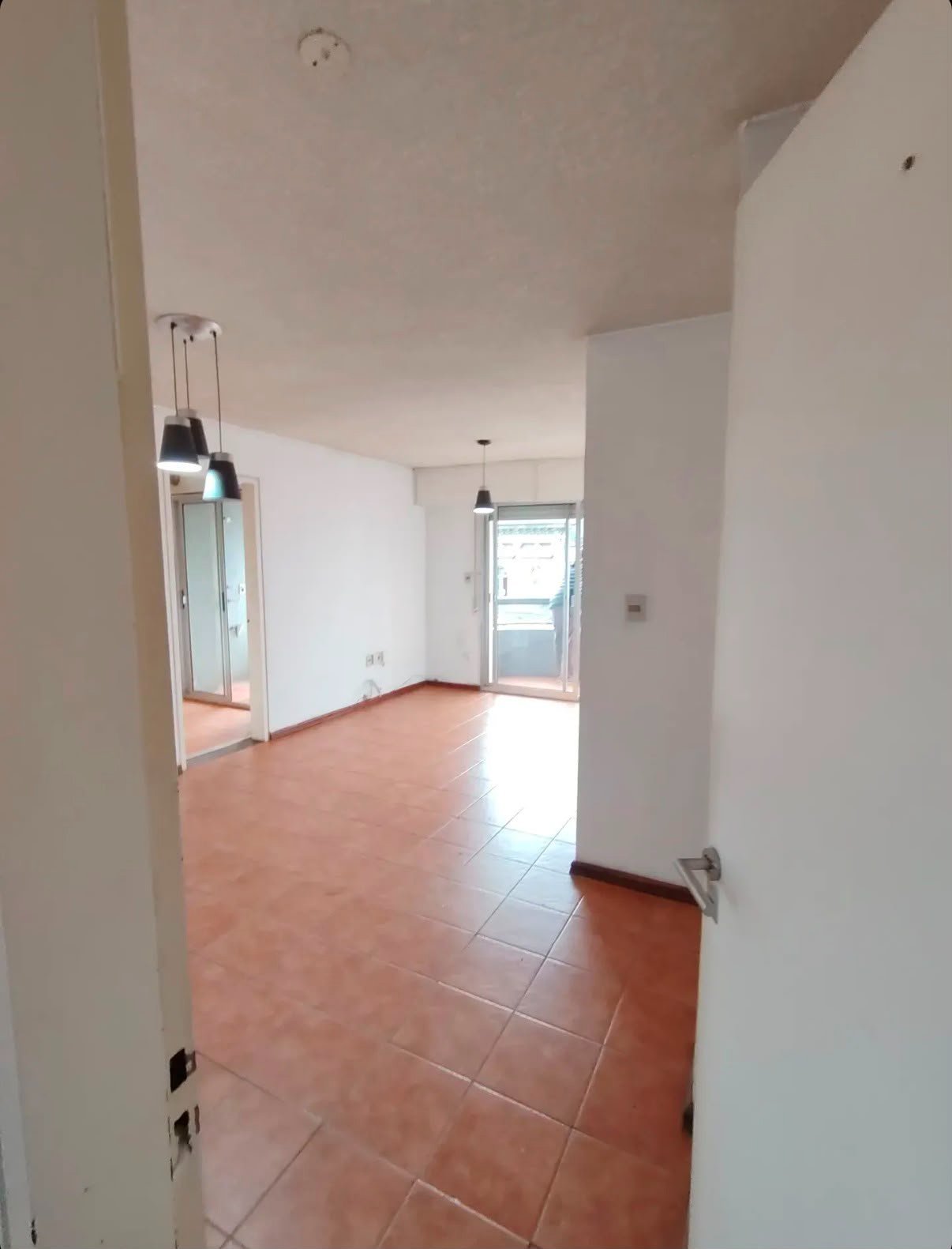 Alquiler Apartamento 2 dormitorios con balcón Centro. · Foto 2
