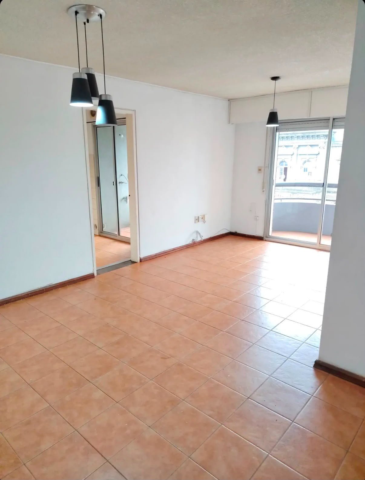 Alquiler Apartamento 2 dormitorios con balcón Centro. · Foto 6