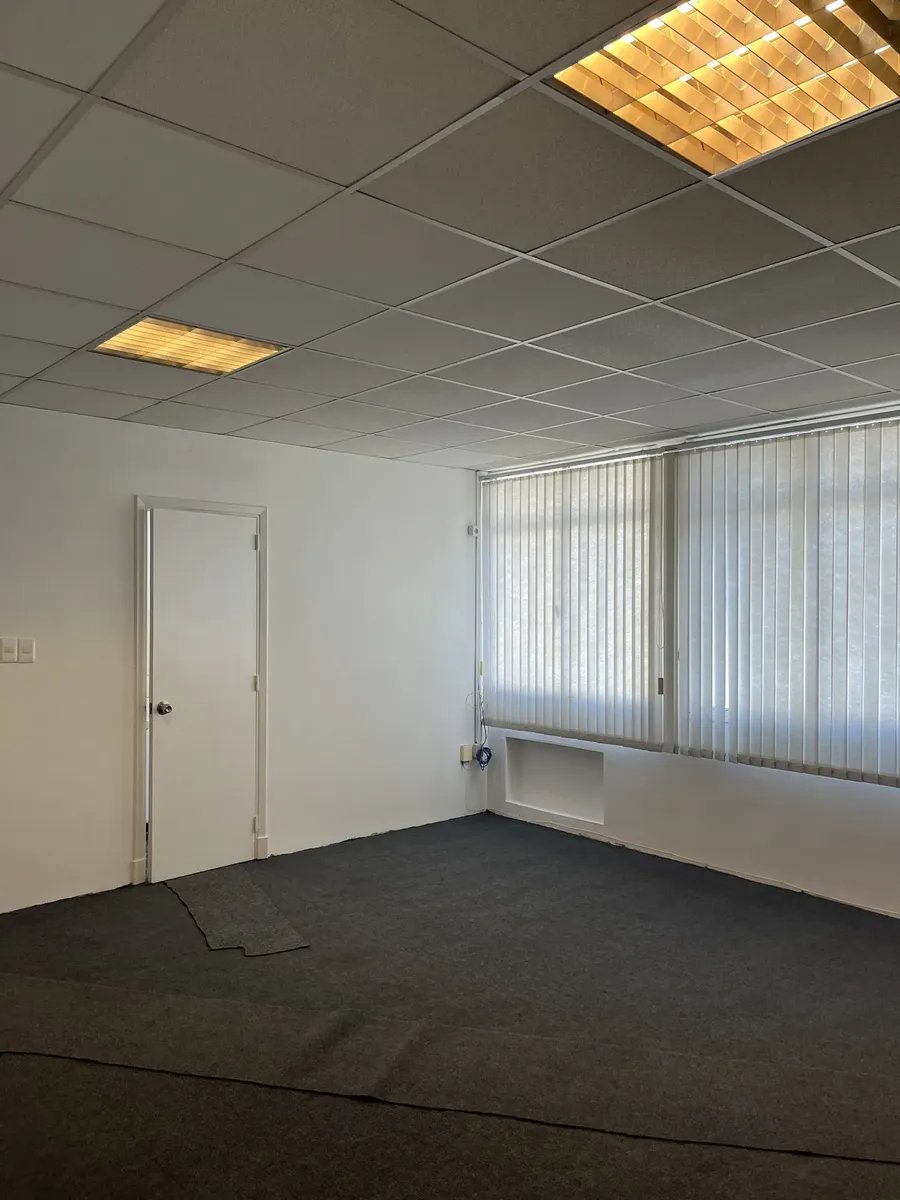 Alquiler Oficina 40 m² Centro · Foto 7