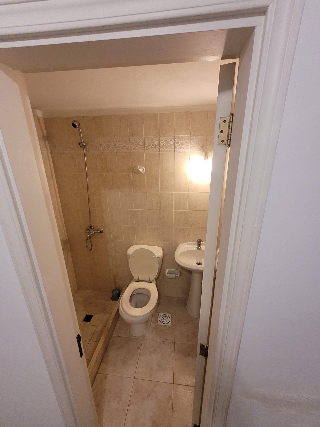 Alquiler Oficina 34 m² Ciudad Vieja $15000 · Foto 9