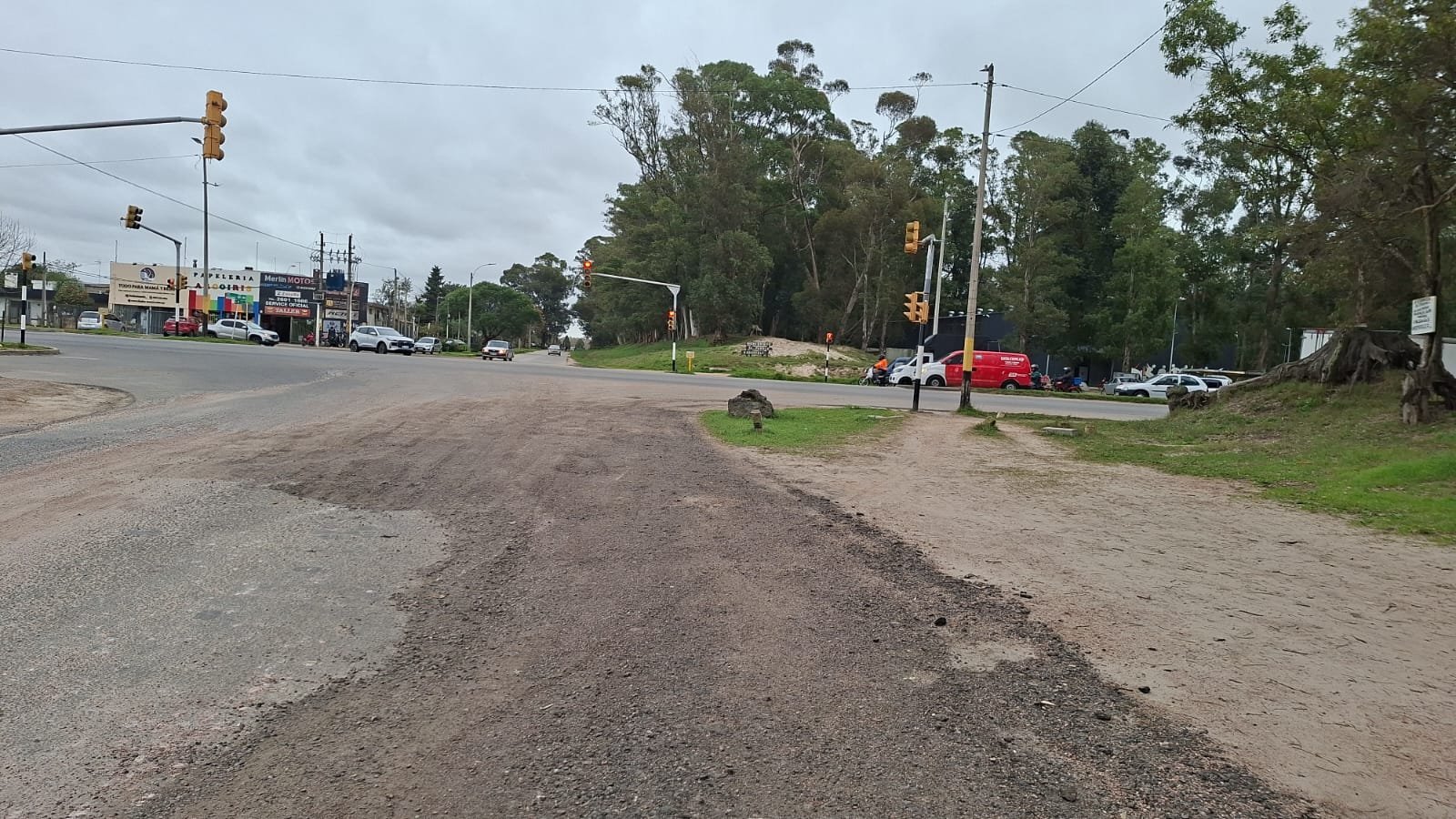 Alquiler Local comercial en Paso Carrasco · Foto 4