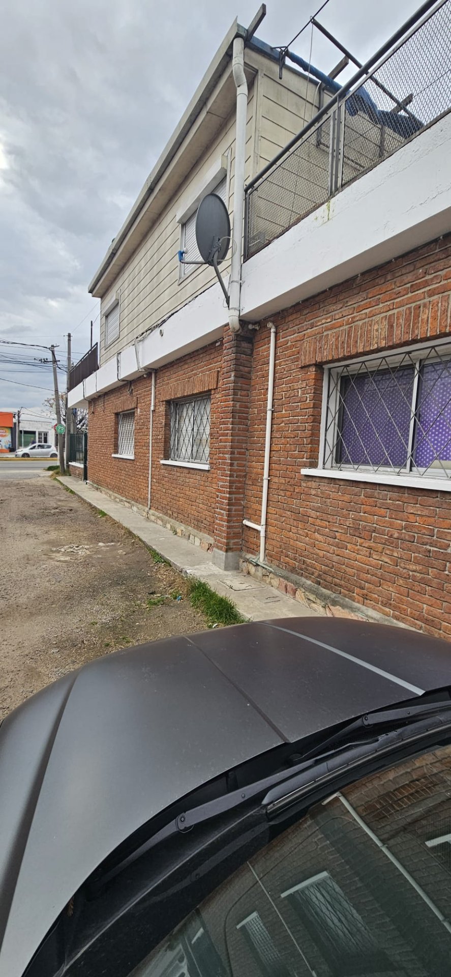 Alquiler LOCAL COMERCIAL + VIVIENDA – PANDO