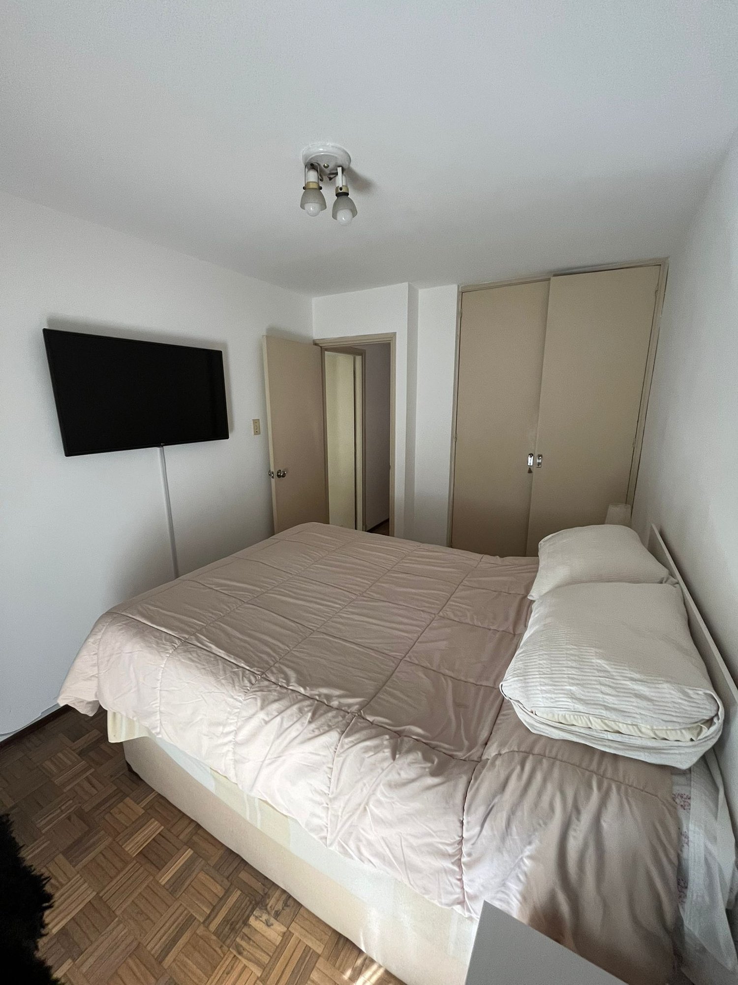 Apartamento de 2 dormitorios con garage en Pocitos · Foto 12