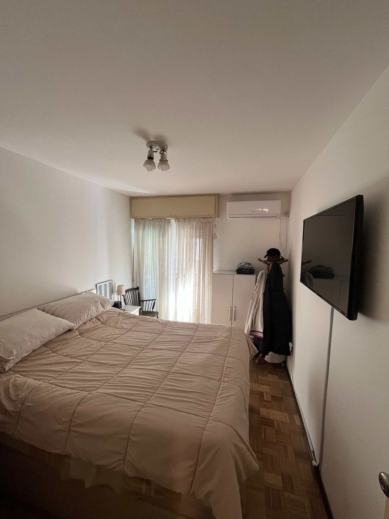 Apartamento de 2 dormitorios con garage en Pocitos · Foto 8