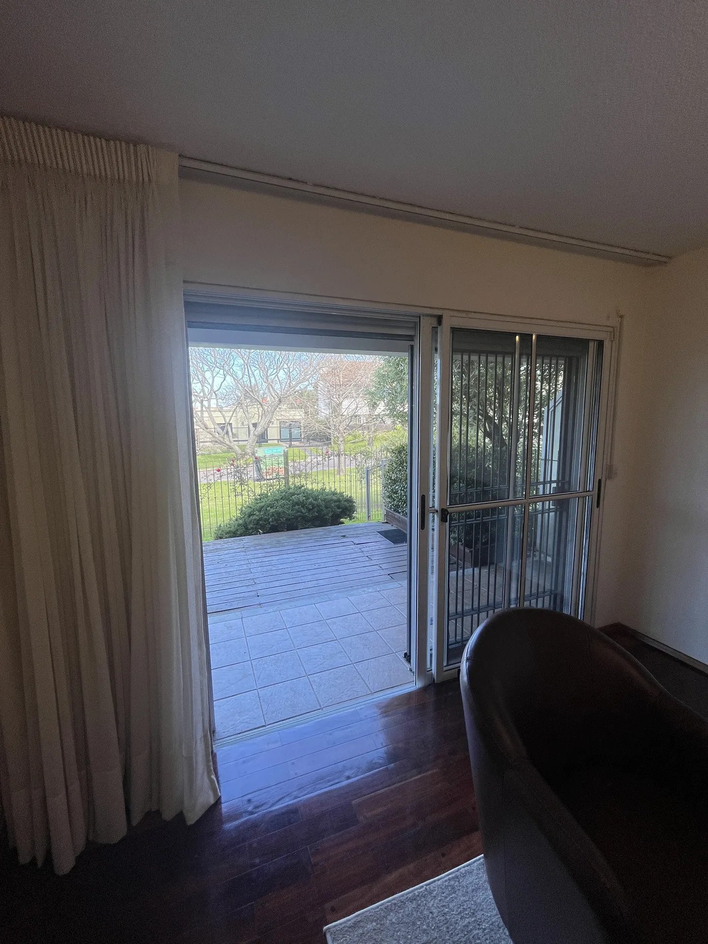 Alquiler Apartamento 2 dormitorios en Carrasco, amoblado · Foto 10