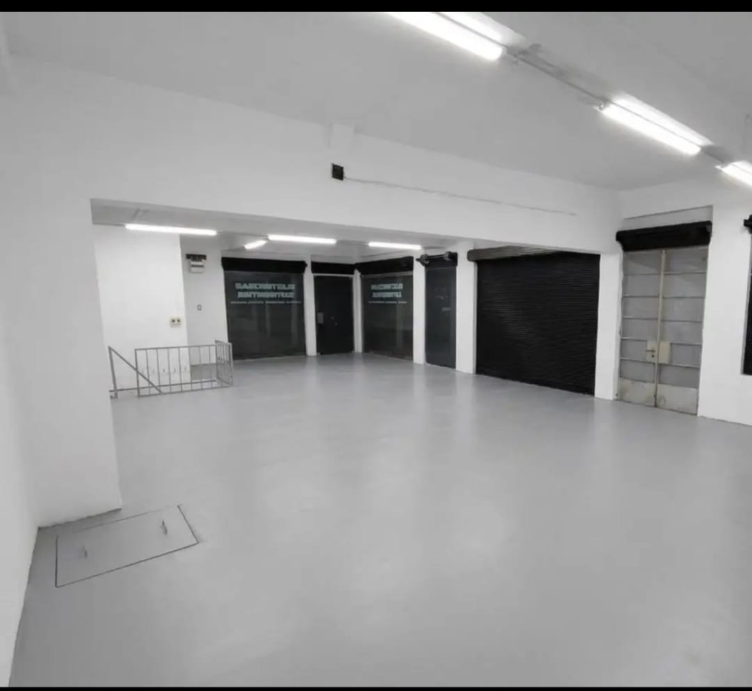 Alquiler Local comercial sobre Monte Caseros · Foto 7