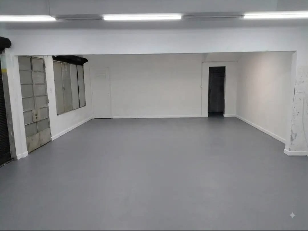 Alquiler Local comercial sobre Monte Caseros · Foto 4