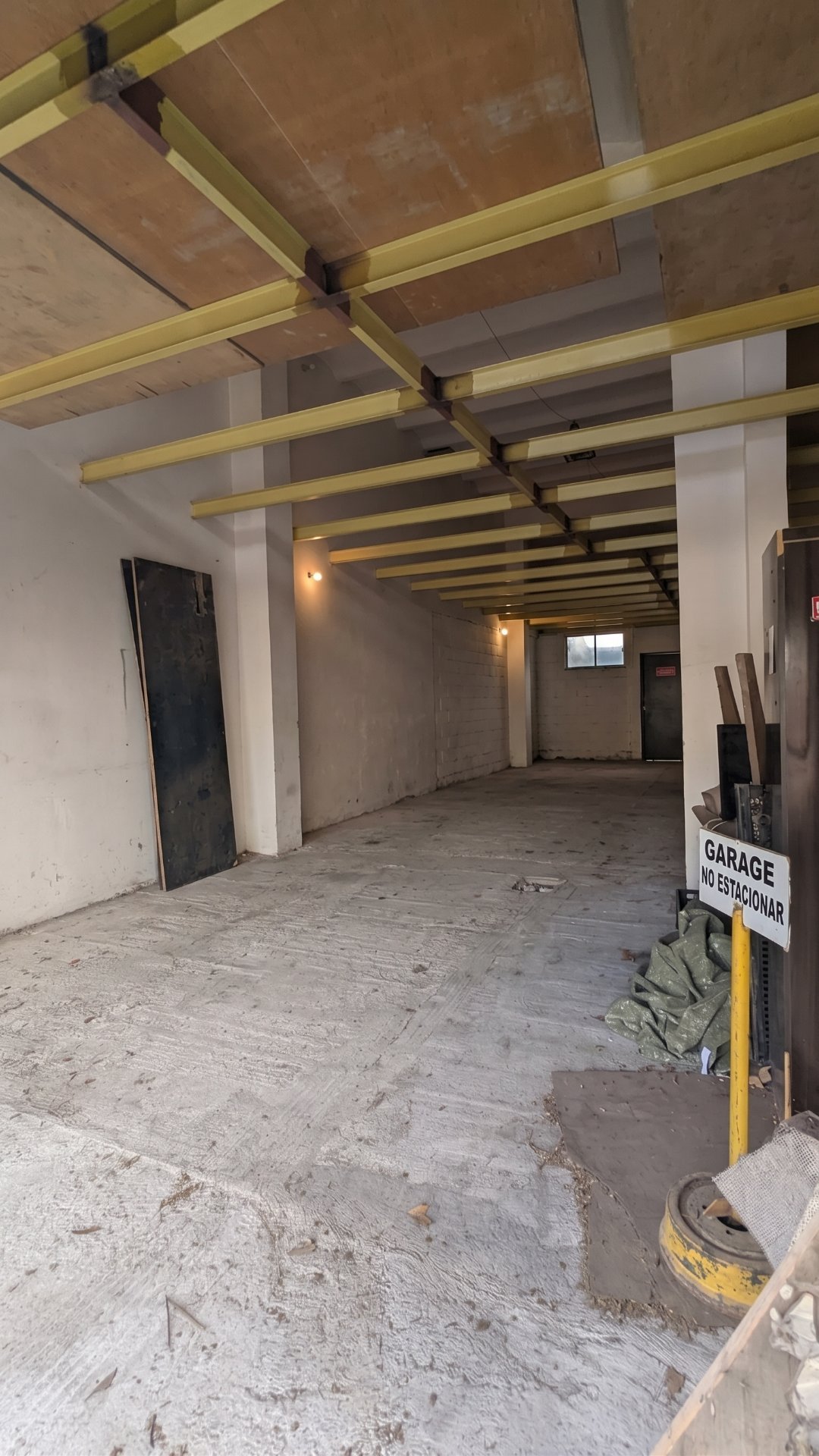 Alquiler Local comercial 120m² Cordón · Foto 4