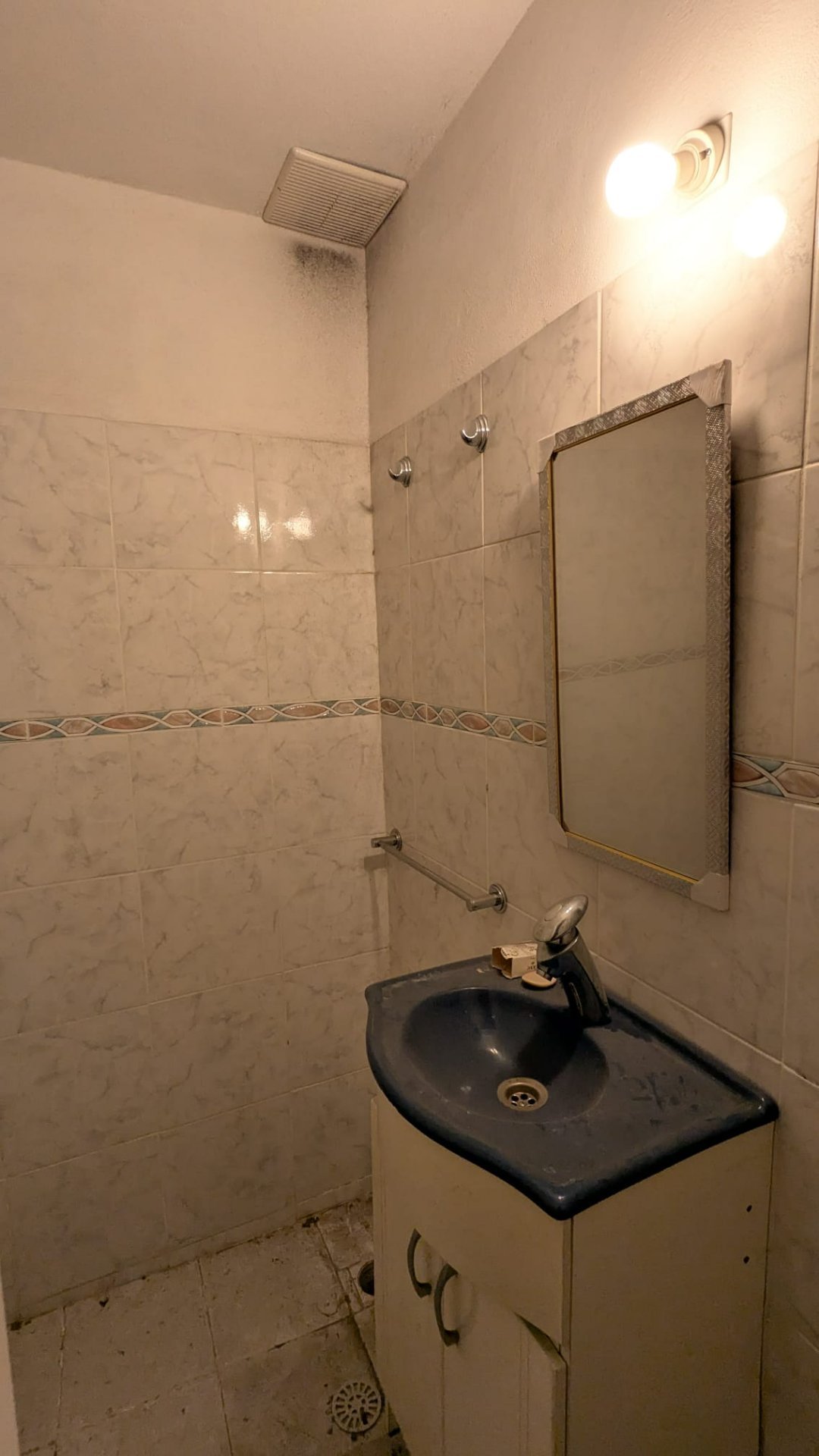 Alquiler Local comercial 120m² Cordón · Foto 8