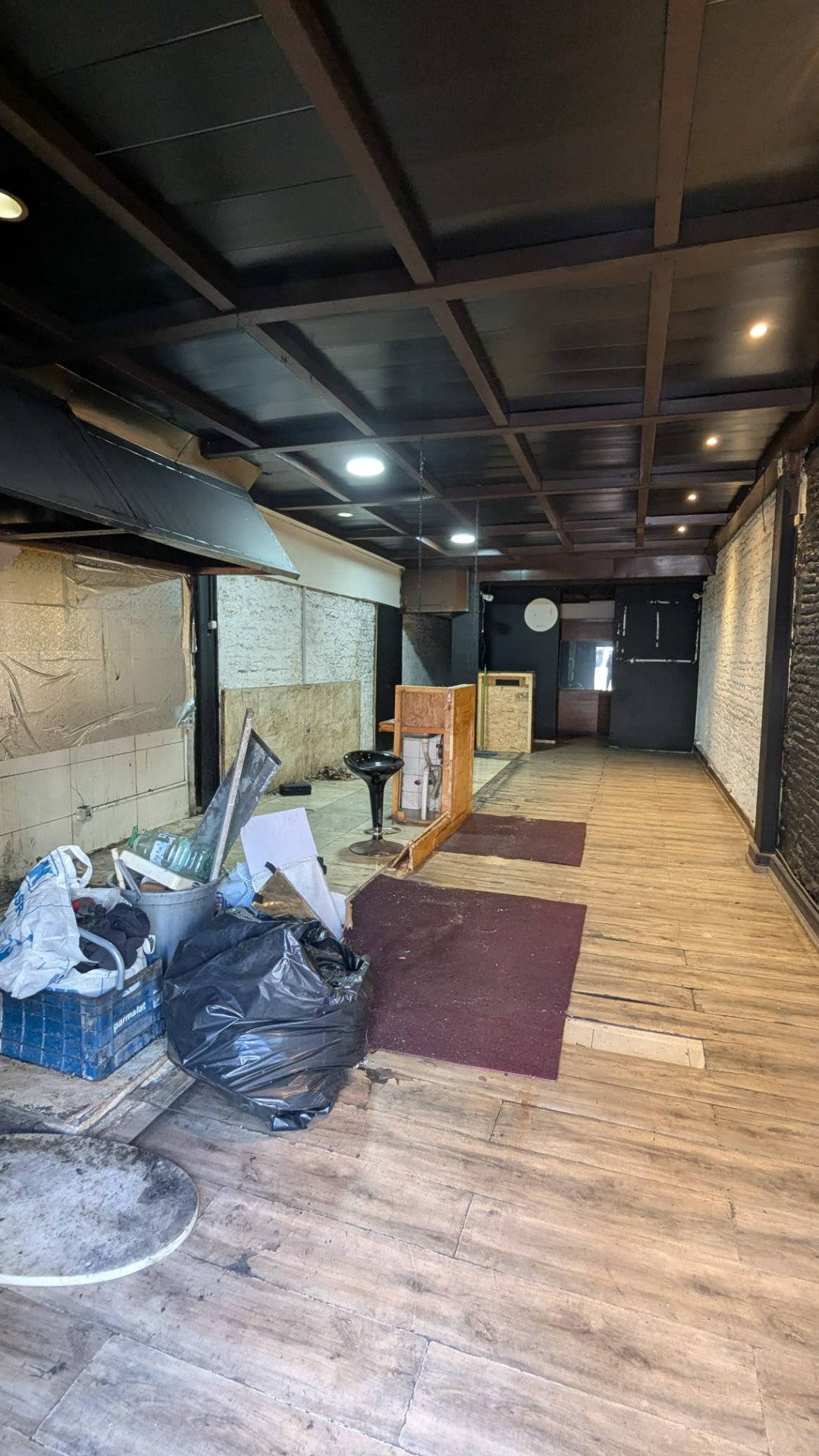 Alquiler Local comercial 127m² Cordón · Foto 2