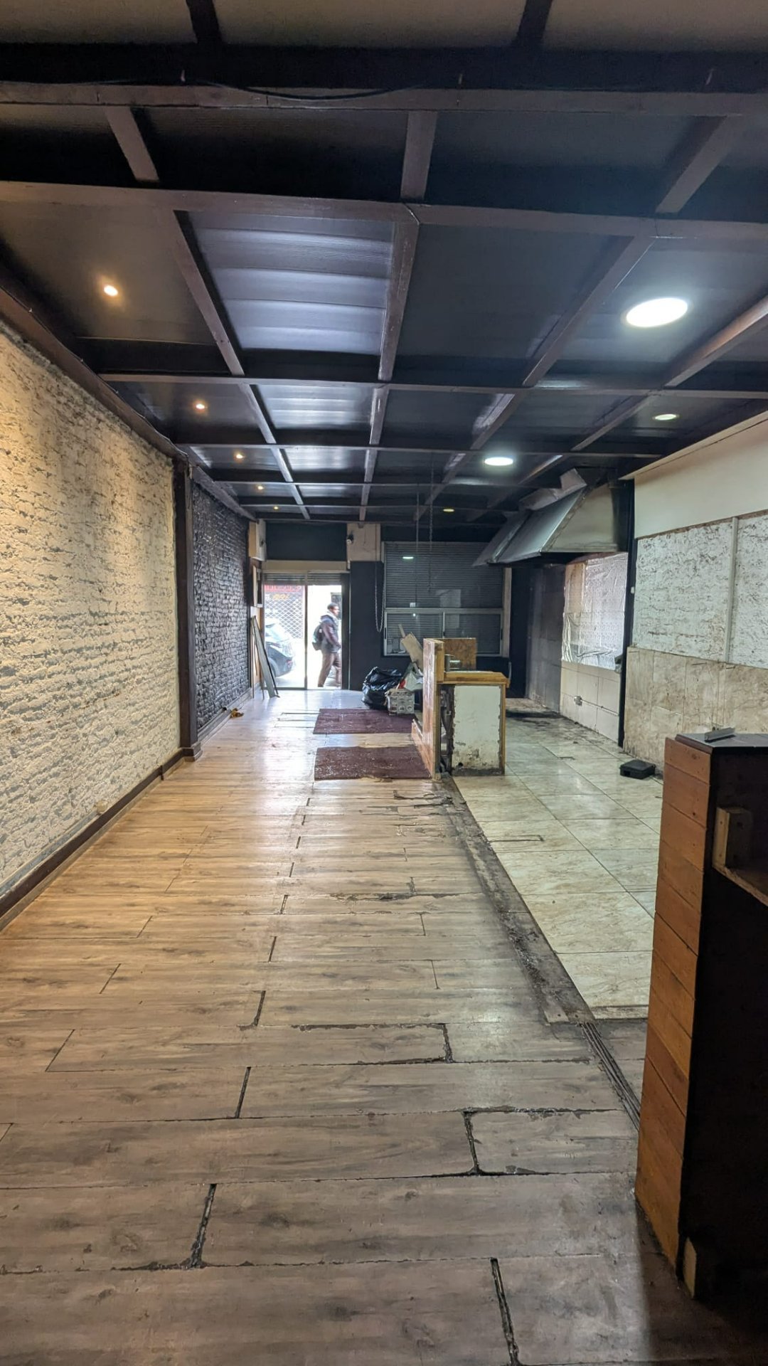 Alquiler Local comercial 127m² Cordón · Foto 3