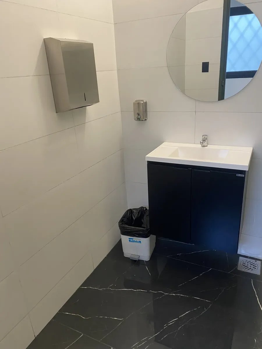 Alquiler Oficina 18 m² Ciudad Vieja · Foto 5
