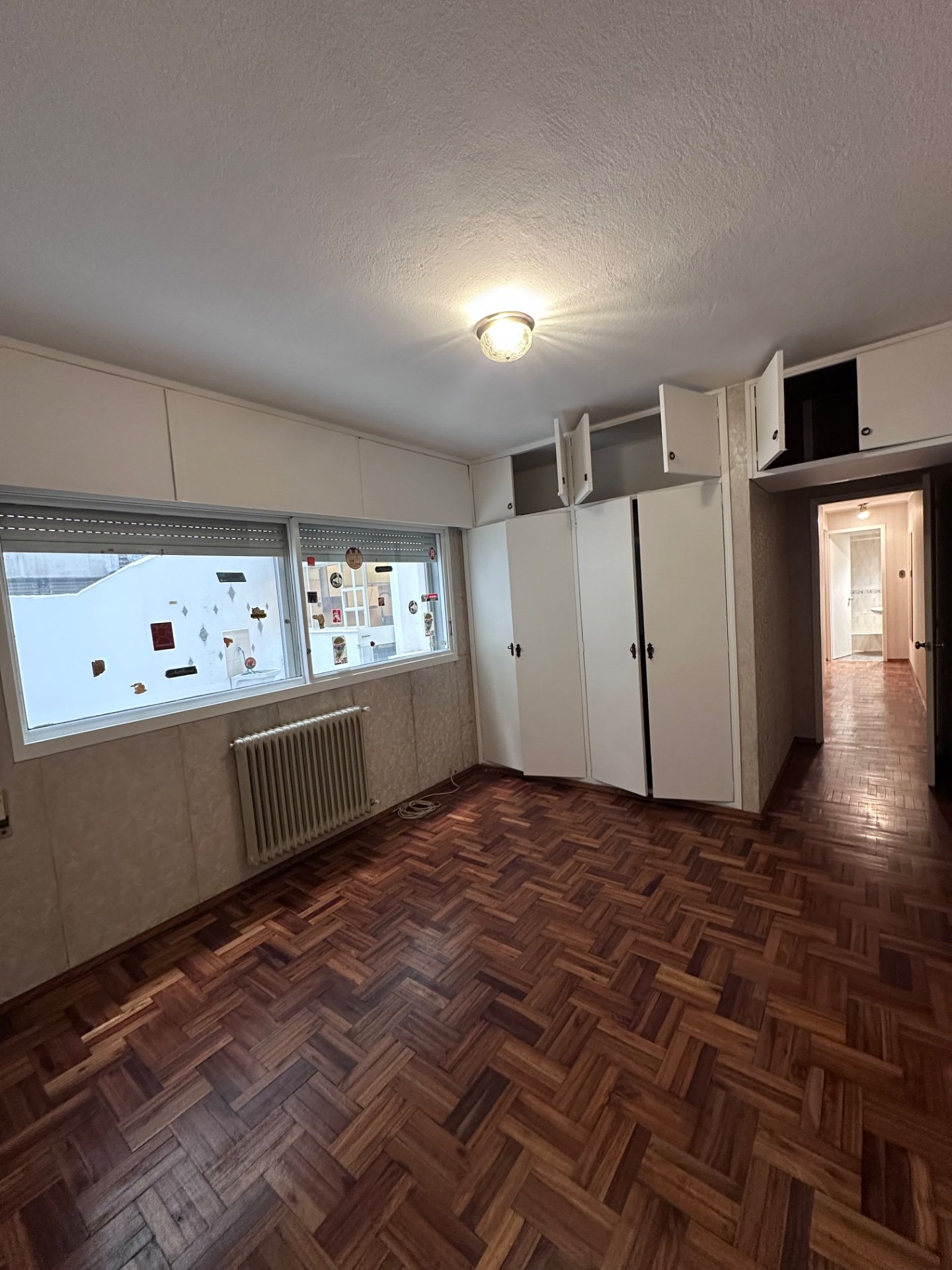 Alquiler Apartamento 4 dormitorios y garaje en Barrio Sur · Foto 9