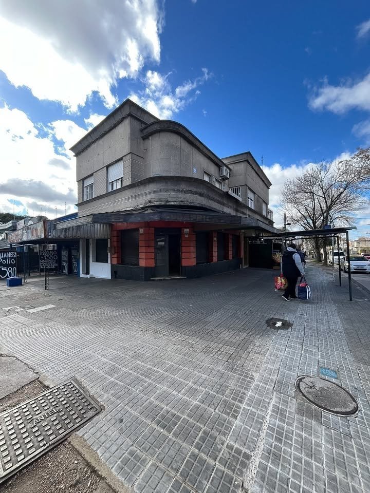 Alquiler Local comercial 90 m² Perez Castellanos · Foto 10