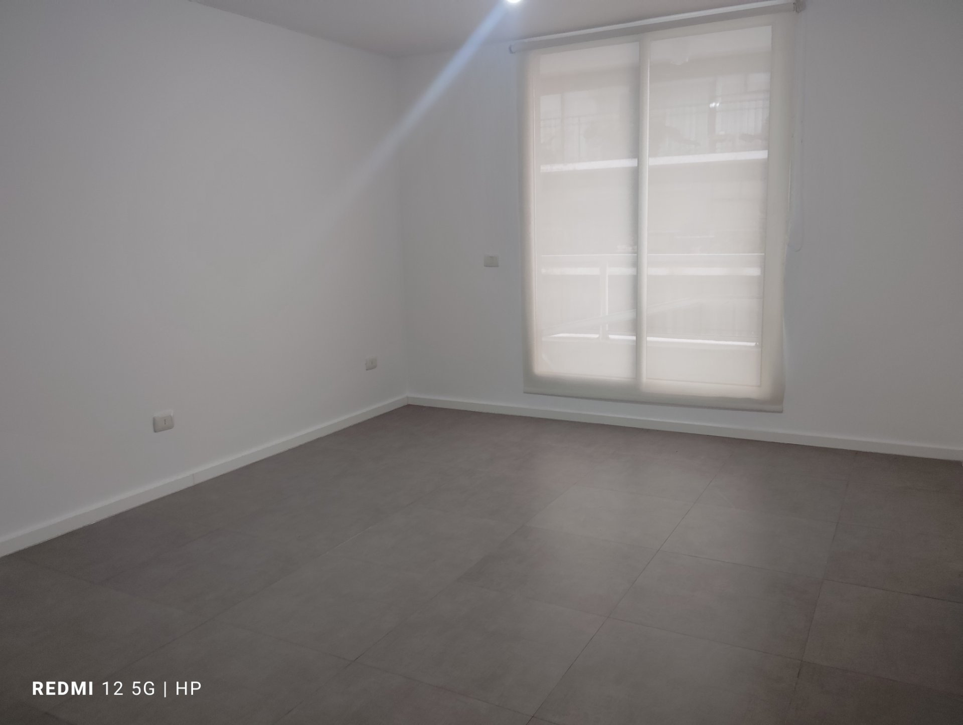 Tu espacio en Salto: apartamento con balcón y garaje · Foto 8