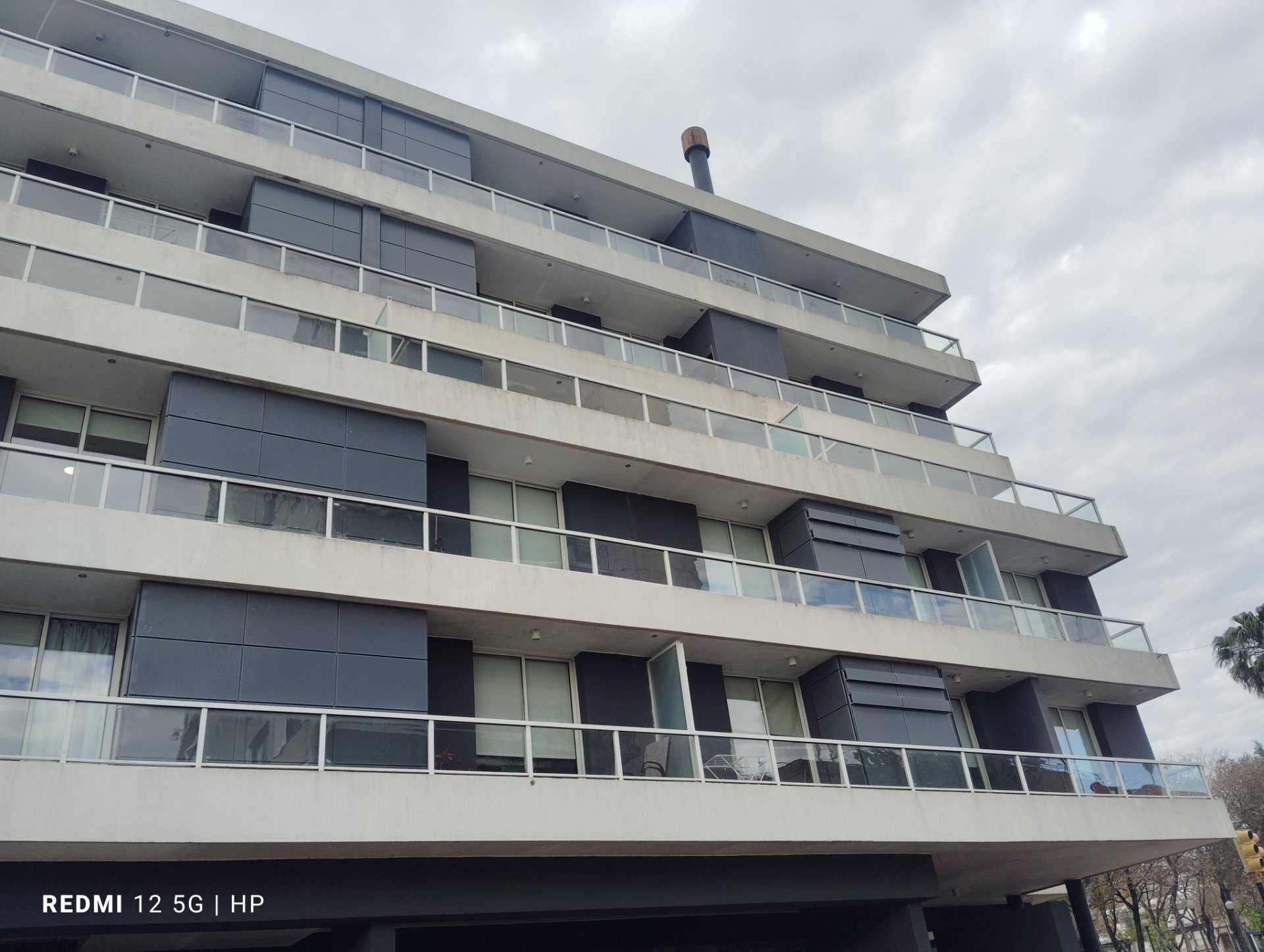 Tu espacio en Salto: apartamento con balcón y garaje · Foto 3