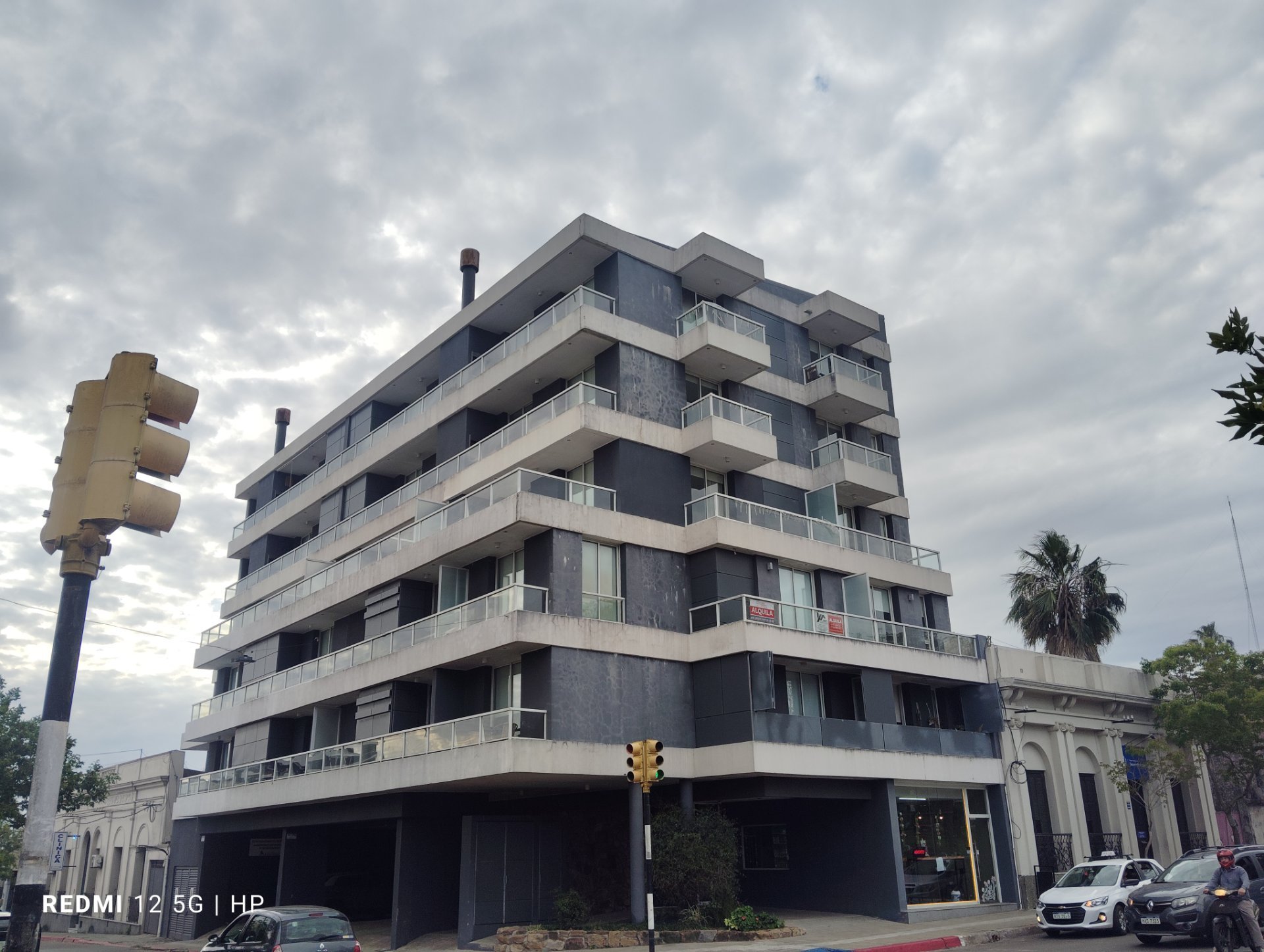 Tu espacio en Salto: apartamento con balcón y garaje · Foto 1