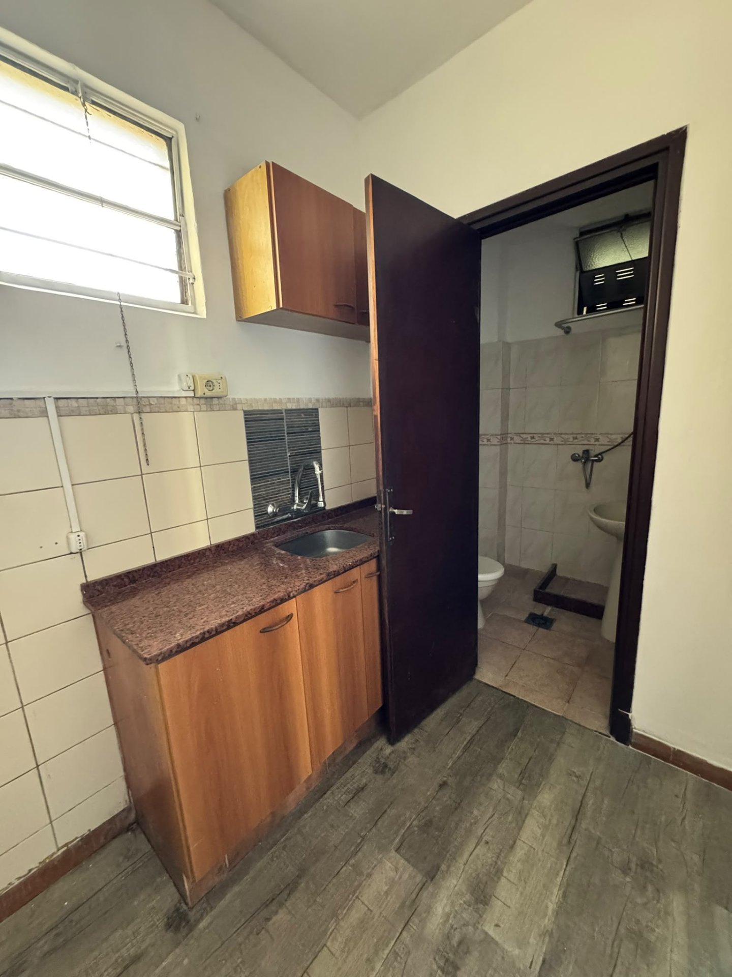 Alquiler monoambiente con Cocina definida, Centro · Foto 9