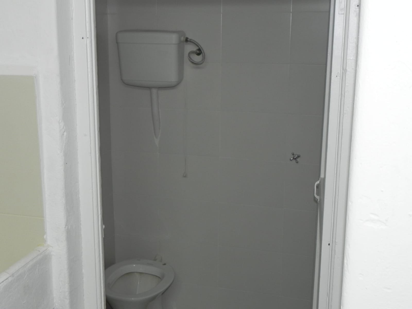 Alquiler Excelente Local Comercial 200 m² Ciudad Vieja · Foto 9