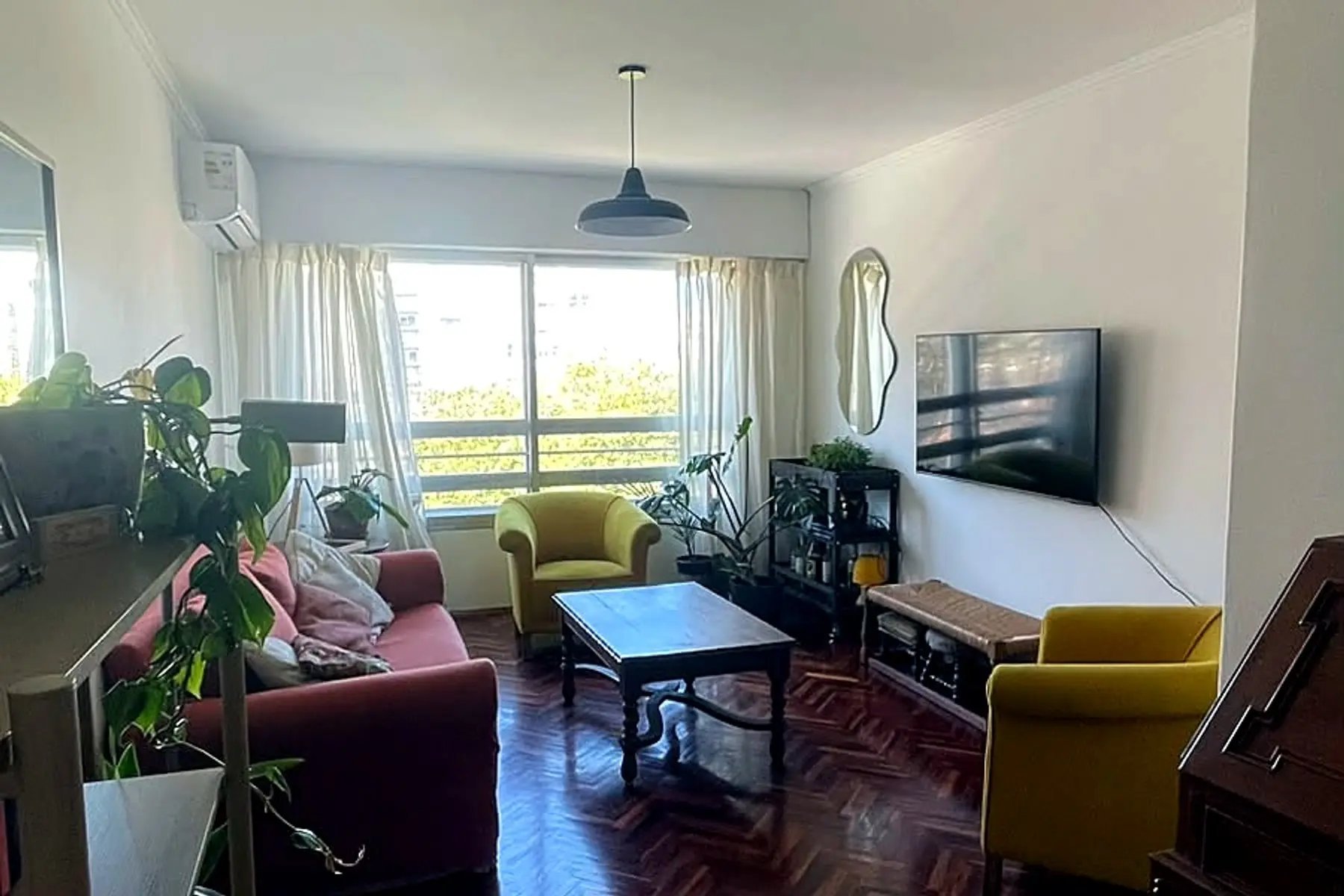 Alquiler Apartamento 3 dormitorios 2 baños y garage Pocitos · Foto 2