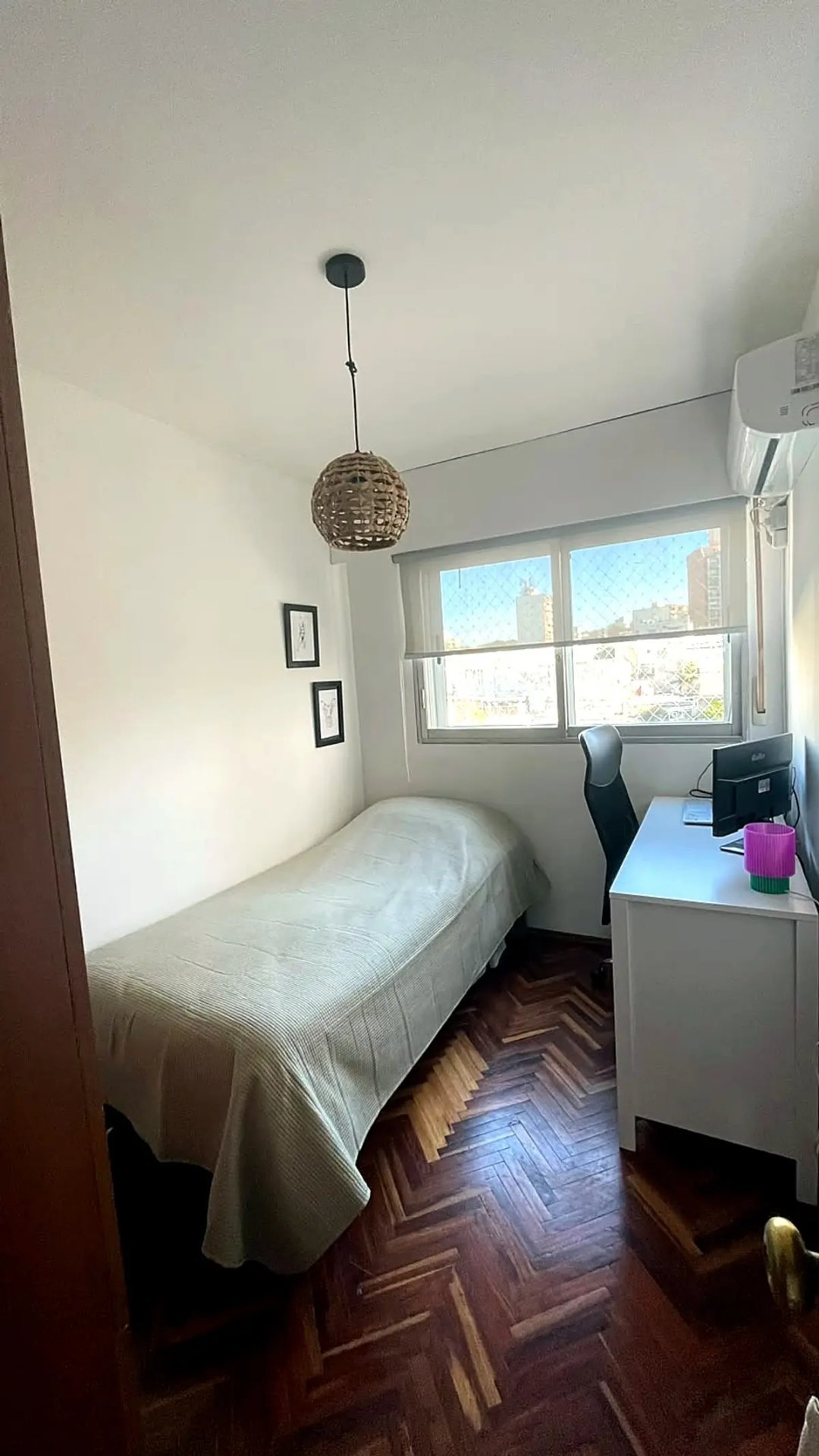 Alquiler Apartamento 3 dormitorios 2 baños y garage Pocitos · Foto 4