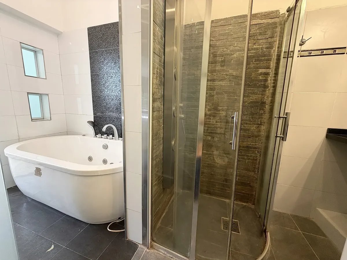 Alquiler Apartamento Amoblado, 3 dormitorios, vista a Puerto Buceo · Foto 12