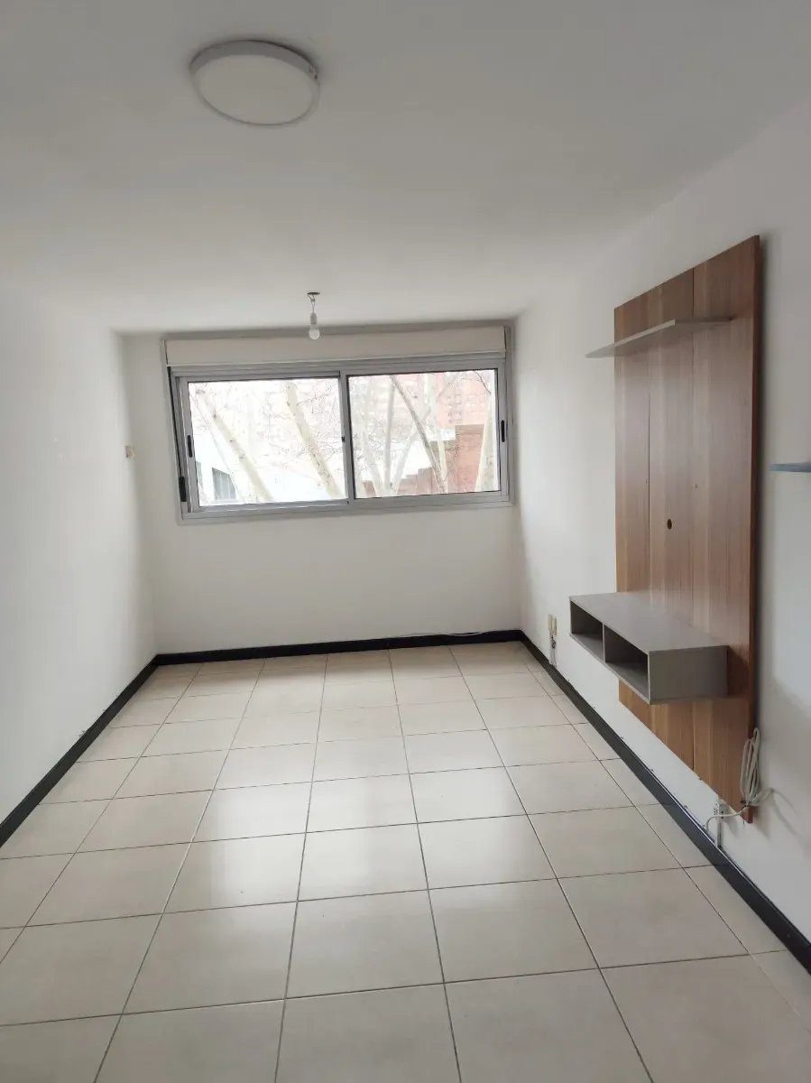 Alquiler Apartamento 2 Dormitorios Aguada · Foto 1