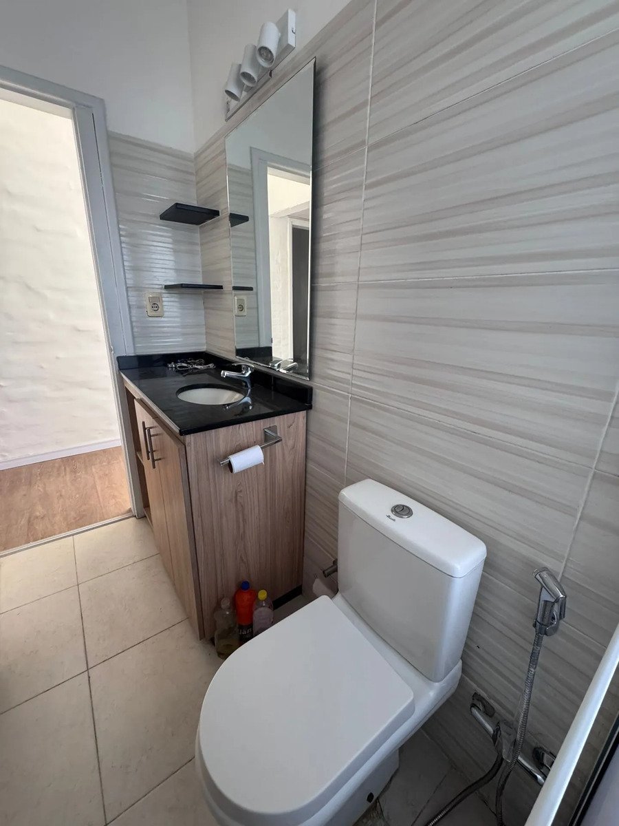 Alquiler Casa 4 dormitorios en Carrasco con Cochera · Foto 12