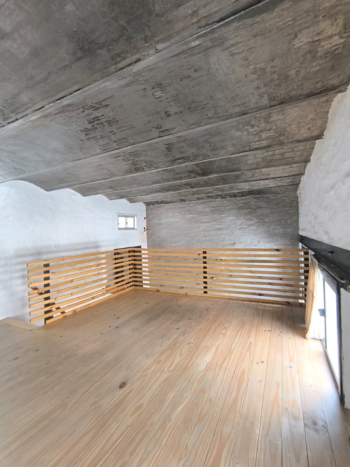 Alquiler Dúplex 1 dormitorio y balcón en Barrio Reus · Foto 9