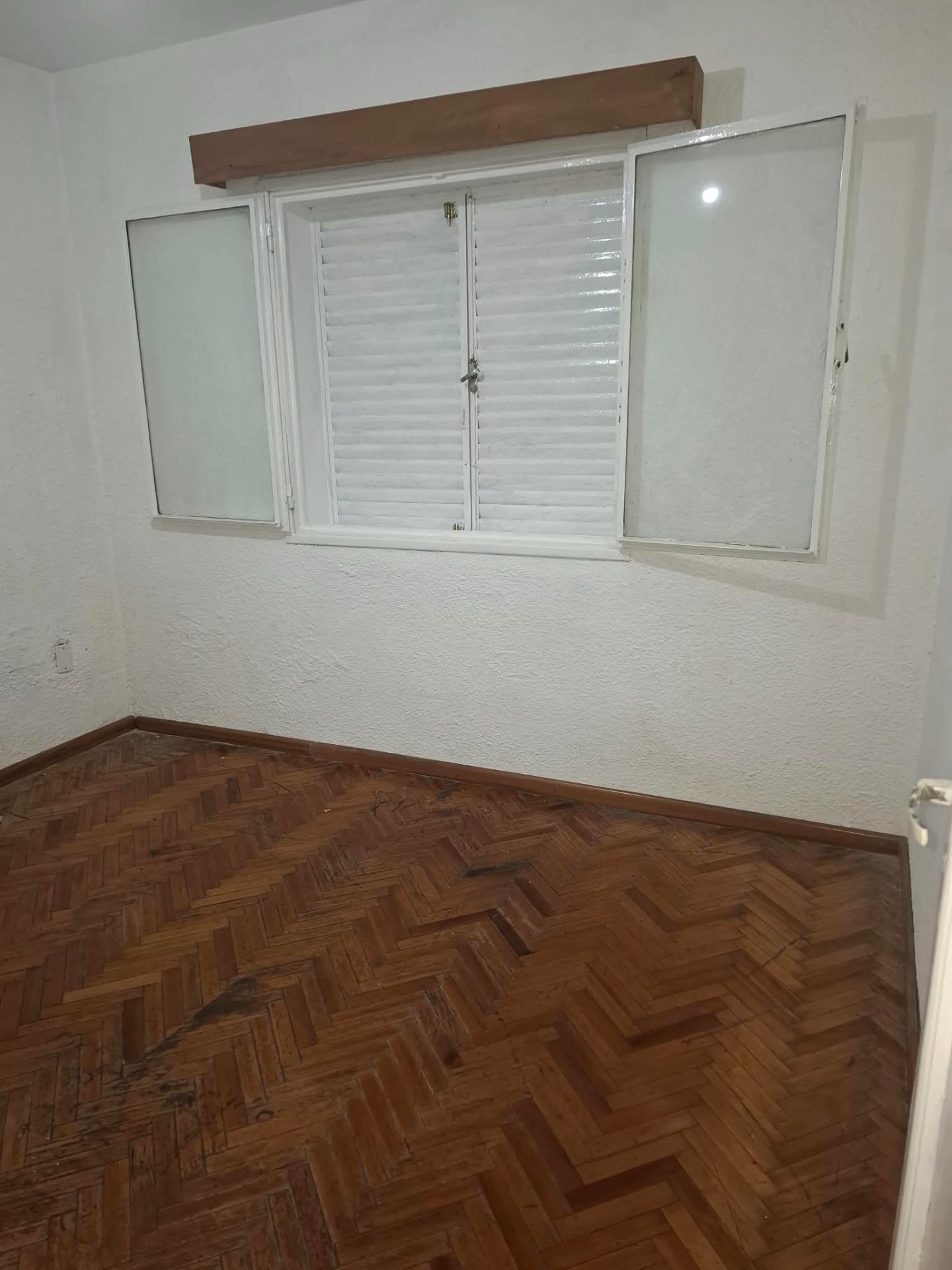 Alquiler Apartamento 1 dormitorio, patio SIN GASTOS COMUNES Tres Cruces · Foto 10