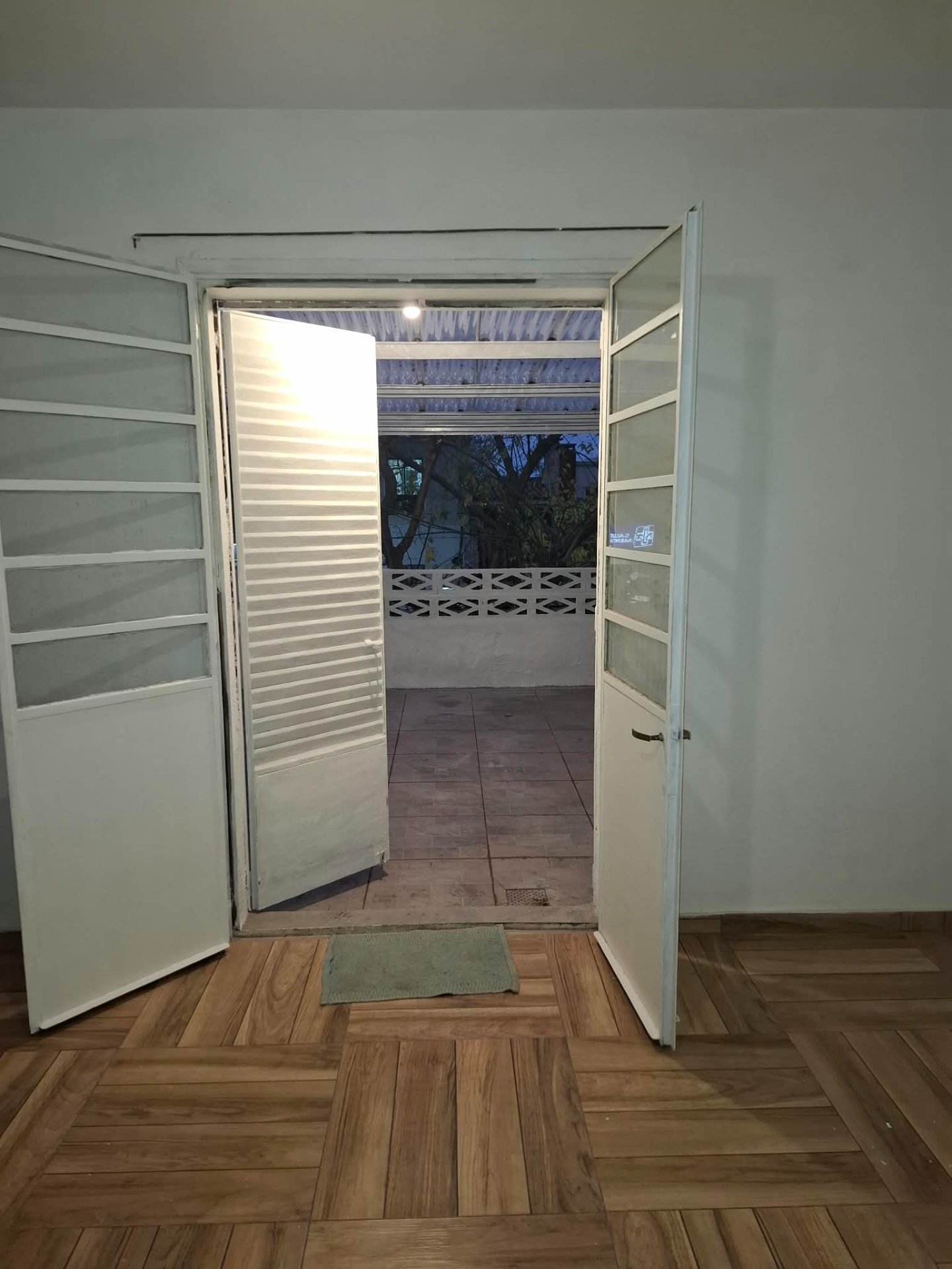 Alquiler Apartamento 1 dormitorio, patio SIN GASTOS COMUNES Tres Cruces · Foto 7