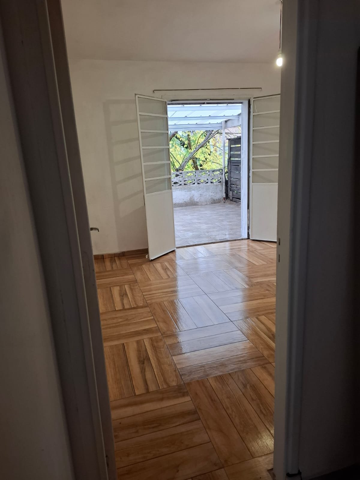 Alquiler Apartamento 1 dormitorio, patio SIN GASTOS COMUNES Tres Cruces · Foto 4