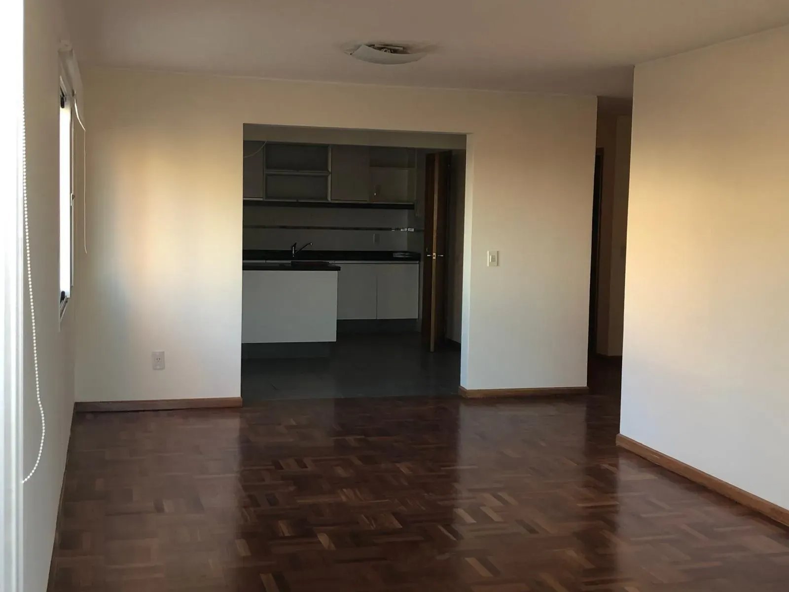 Alquiler Apartamento de 3 Dormitorios y 2 Cocheras Malvín · Foto 4