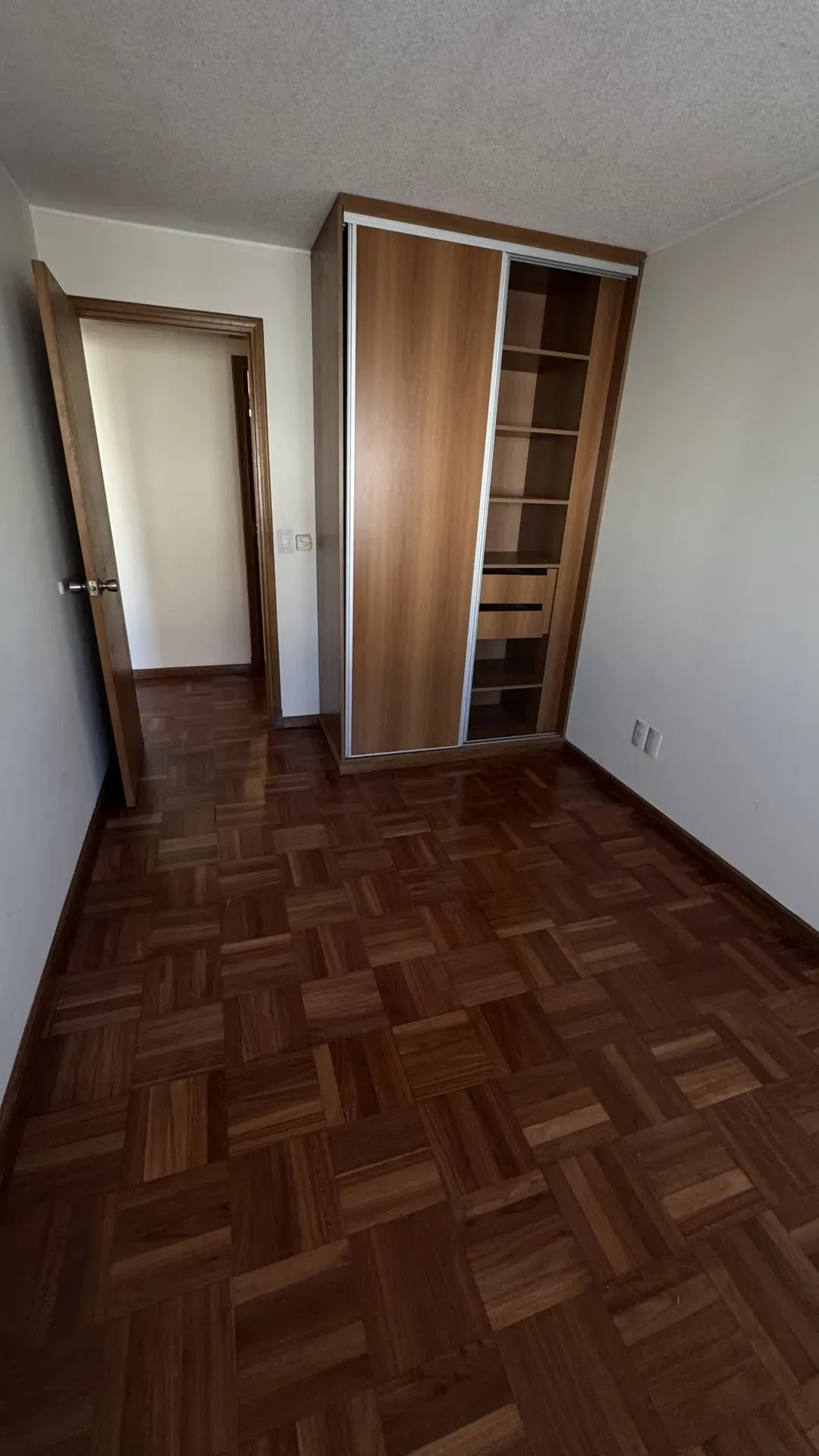 Alquiler Apartamento de 3 Dormitorios y 2 Cocheras Malvín · Foto 7