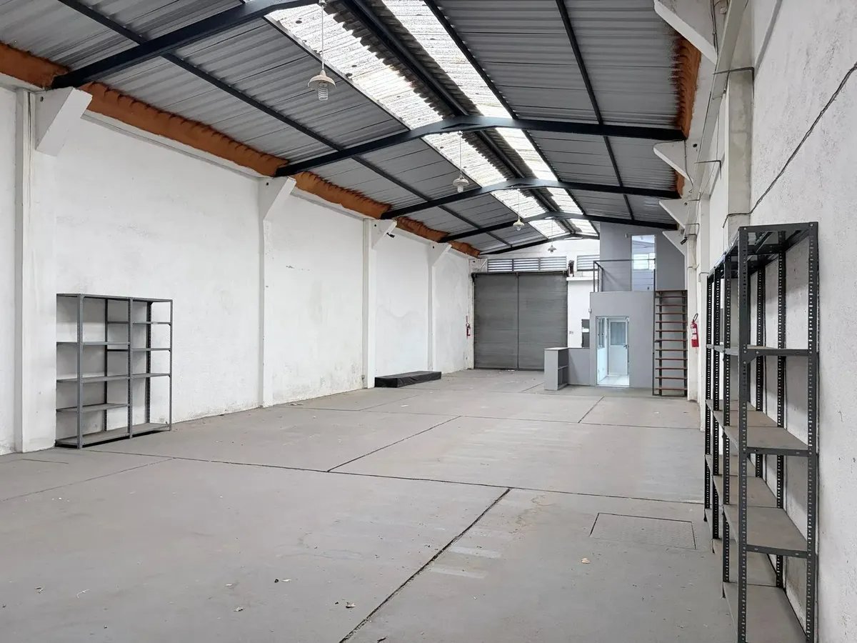 Alquiler Depósito 270 m² Jacinto Vera