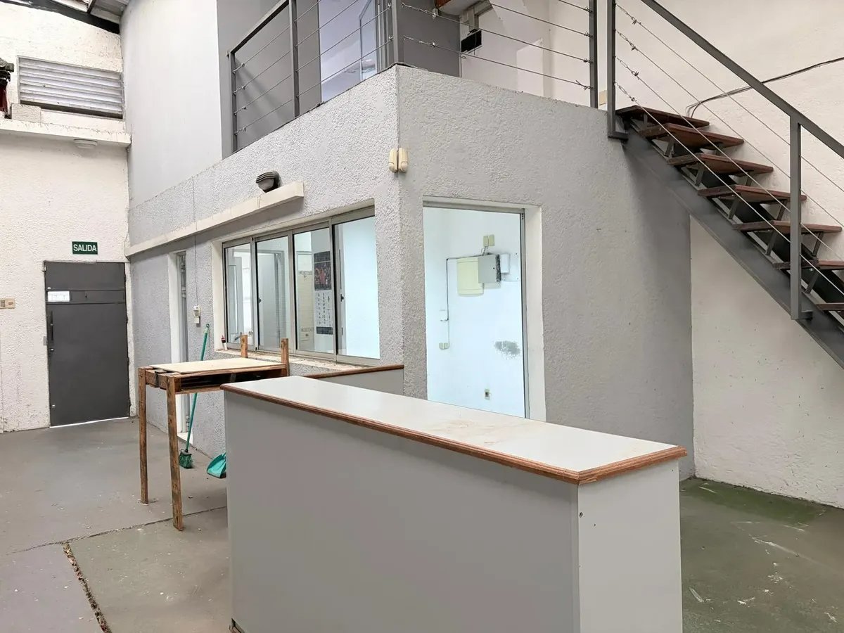 Alquiler Depósito 270 m² Jacinto Vera · Foto 3