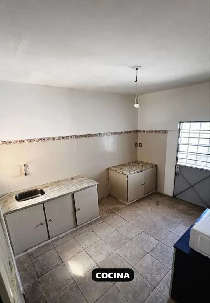Alquiler Casa 3 Dormitorios 120 m²  La Blanqueada · Foto 7