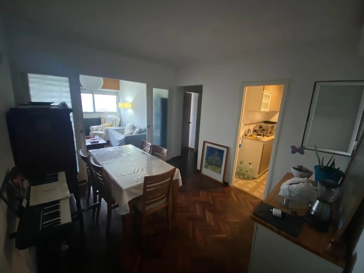 Alquiler Apartamento Ciudad Vieja Semi amoblado vista Rambla · Foto 5