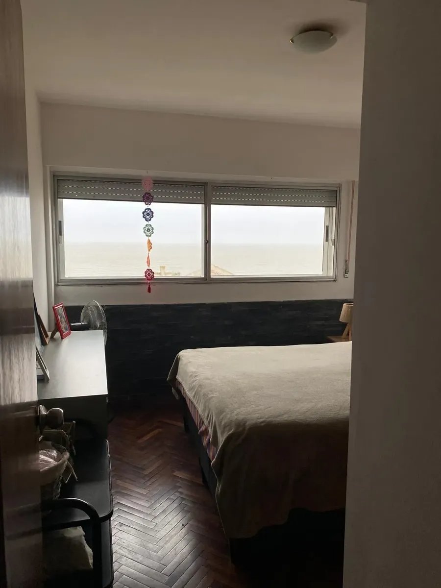 Alquiler Apartamento Ciudad Vieja Semi amoblado vista Rambla · Foto 6