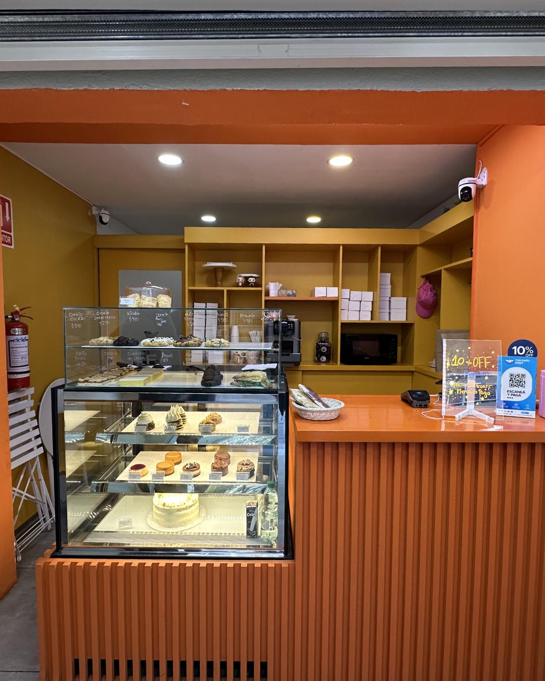 ALQUILER LOCAL + VENTA EQUIPAMIENTO  PUNTA CARRETAS  30 M² · Foto 2