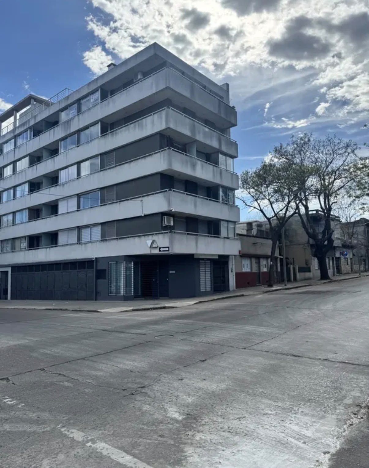 Alquiler apartamento 1 dormitorio con garage en Tres Cruces · Foto 2