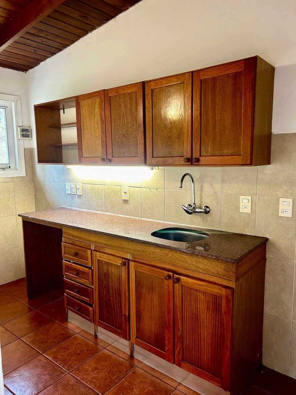 Alquiler anual – Casa de 1 dormitorio en El Tesoro, La Barra · Foto 7