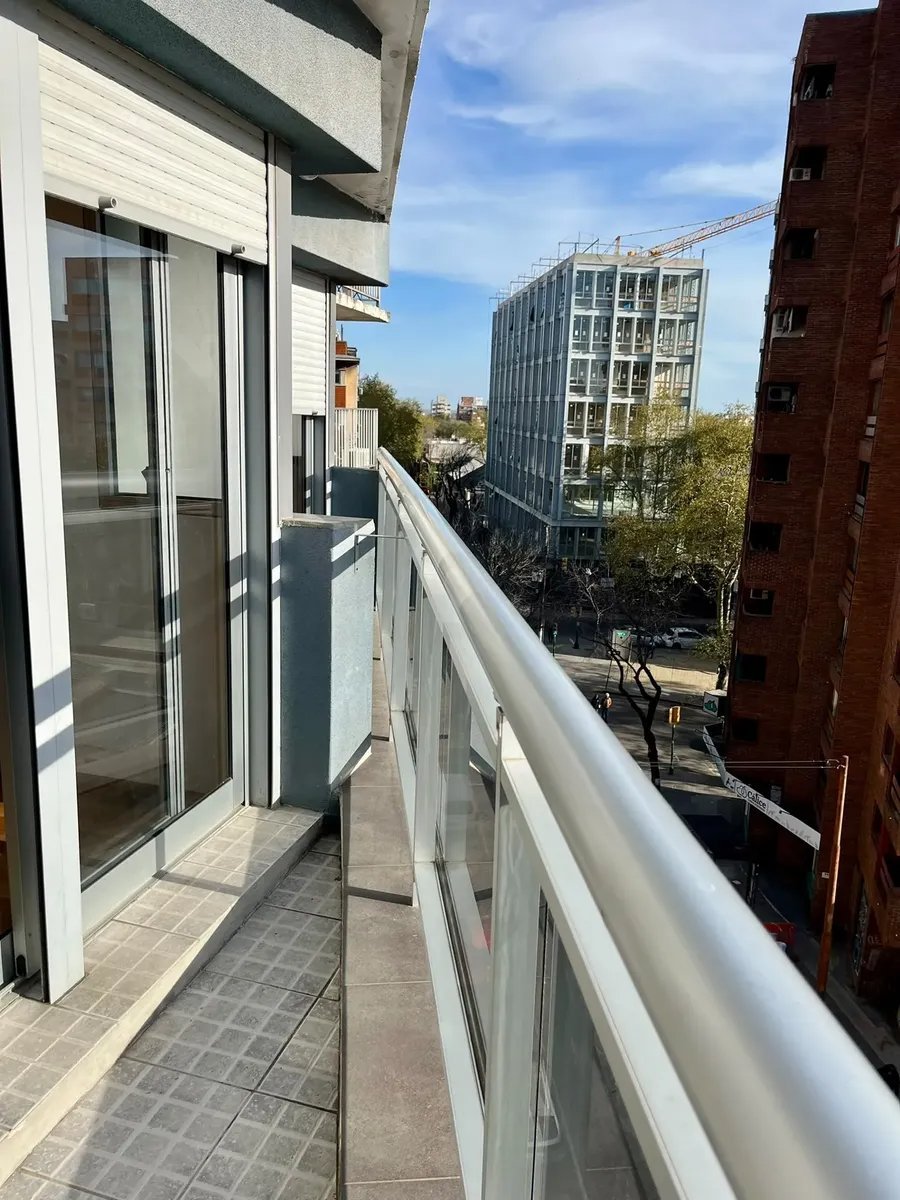 Alquiler Apartamento 1 dormitorio con balcón en Cordón · Foto 7