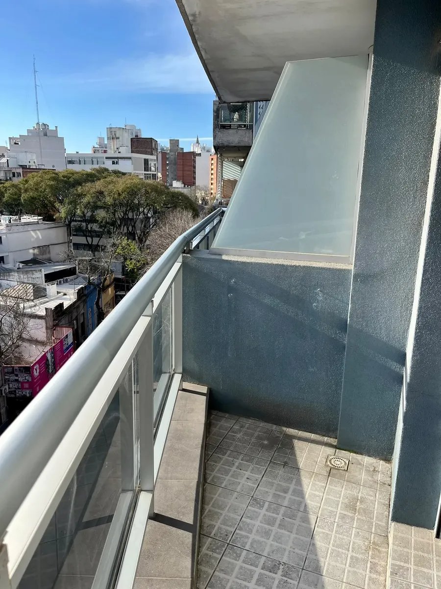Alquiler Apartamento 1 dormitorio con balcón en Cordón · Foto 8