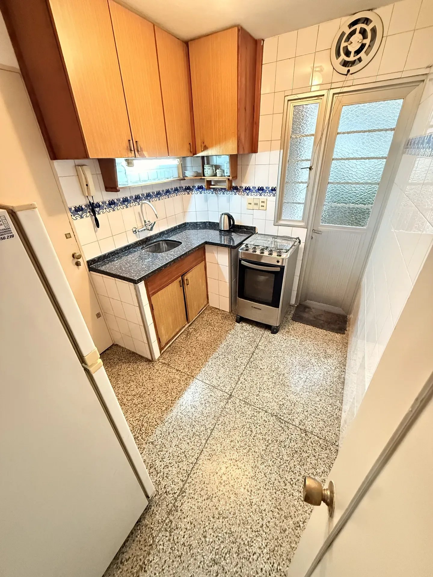 Alquiler Apartamento 2 dormitórios  Patio Amoblado Pocitos · Foto 9