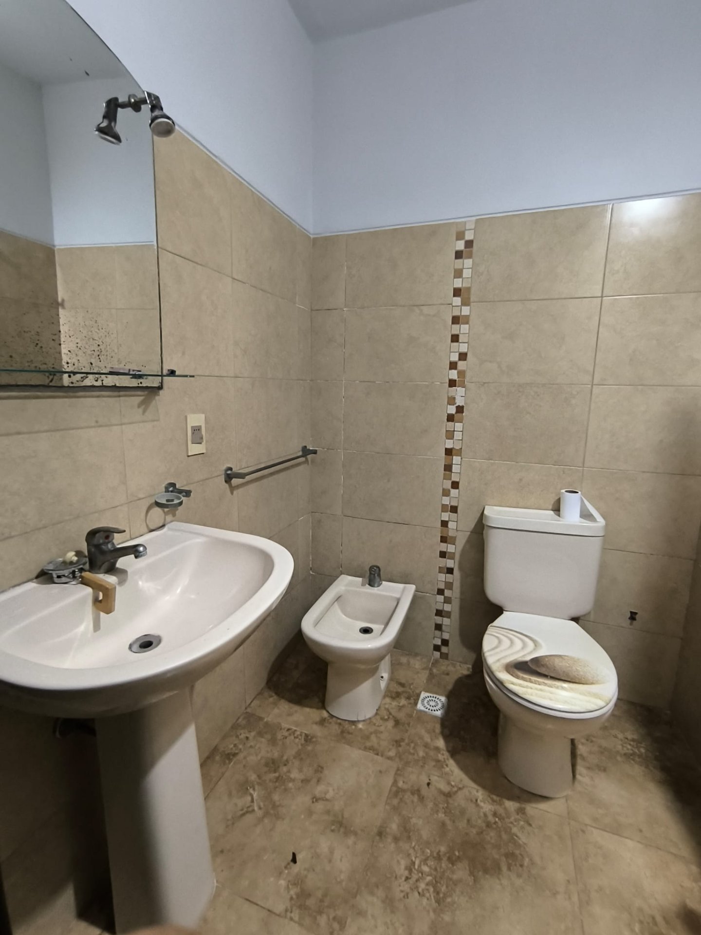 ALQUILER CASA DE 1 DORMITORIO CON DEPÓSITO · Foto 12