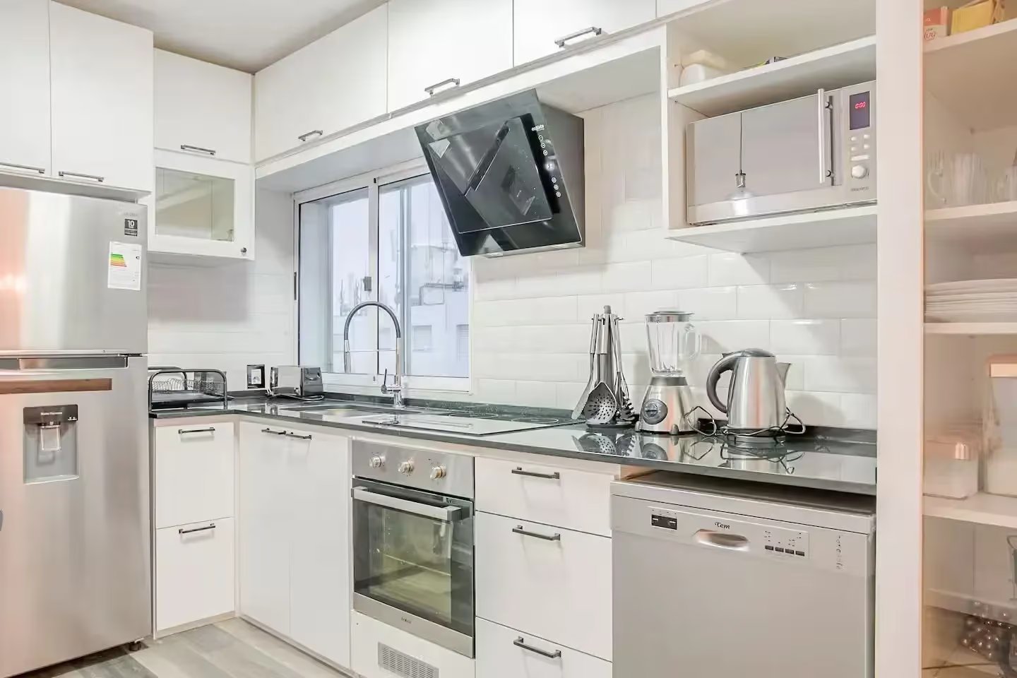 Alquiler Apartamento 3 dormitorios Malvin Sur · Foto 8