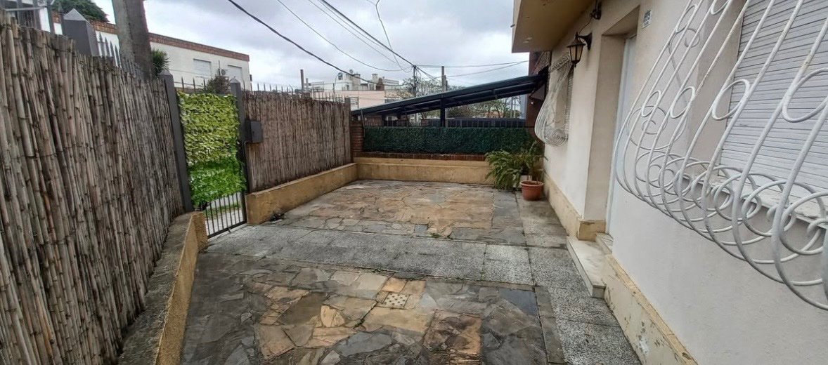 Alquiler Casa 2 dormitorios y garaje Malvin · Foto 2